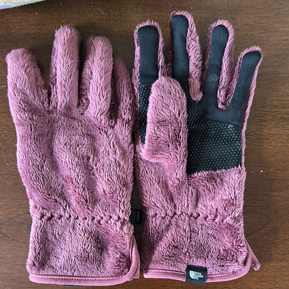 Rose Fleece Tech Gloves with Black Accents